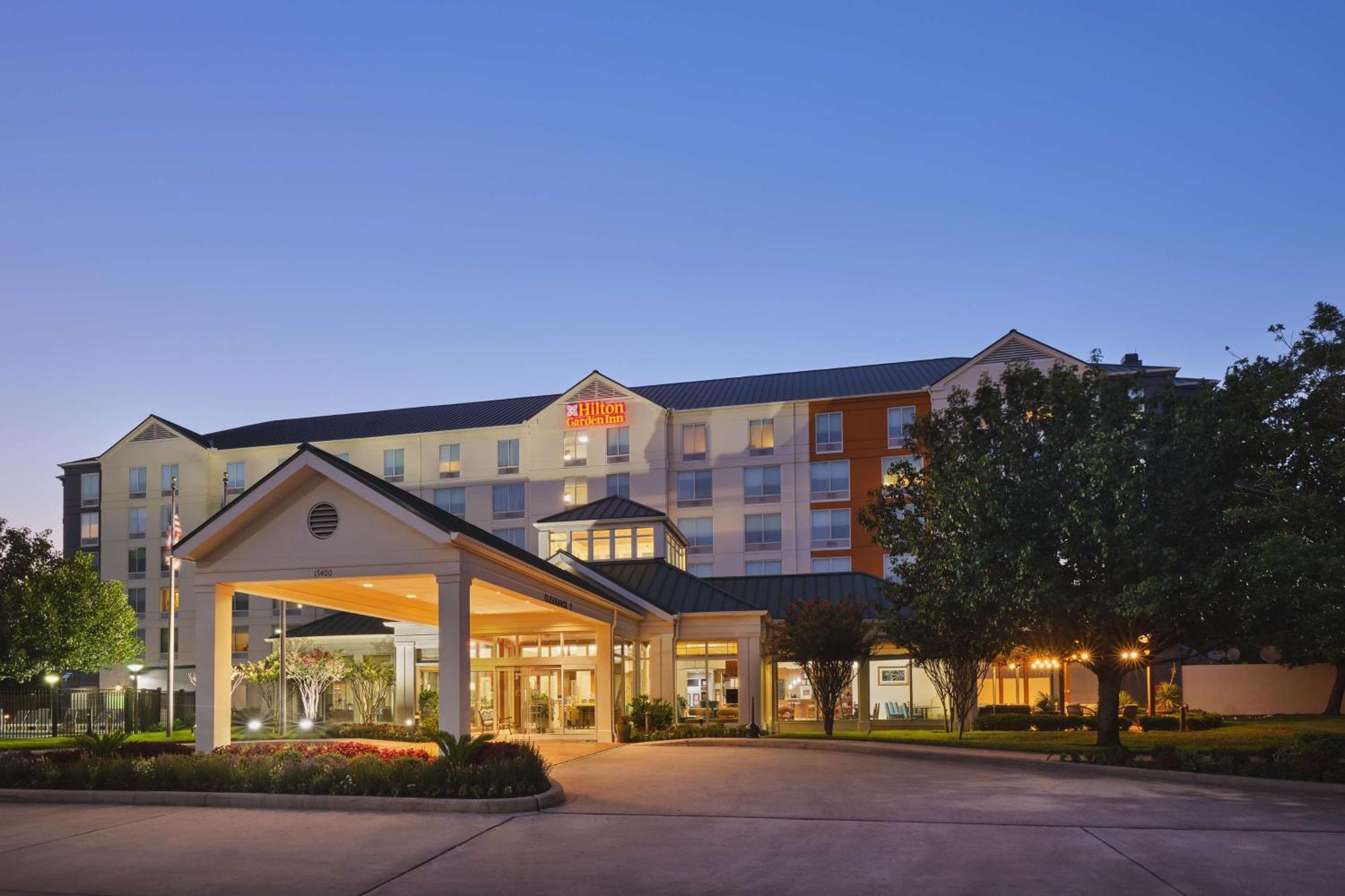 Hilton Garden Inn Houston/Bush Intercontinental Airport Екстериор снимка