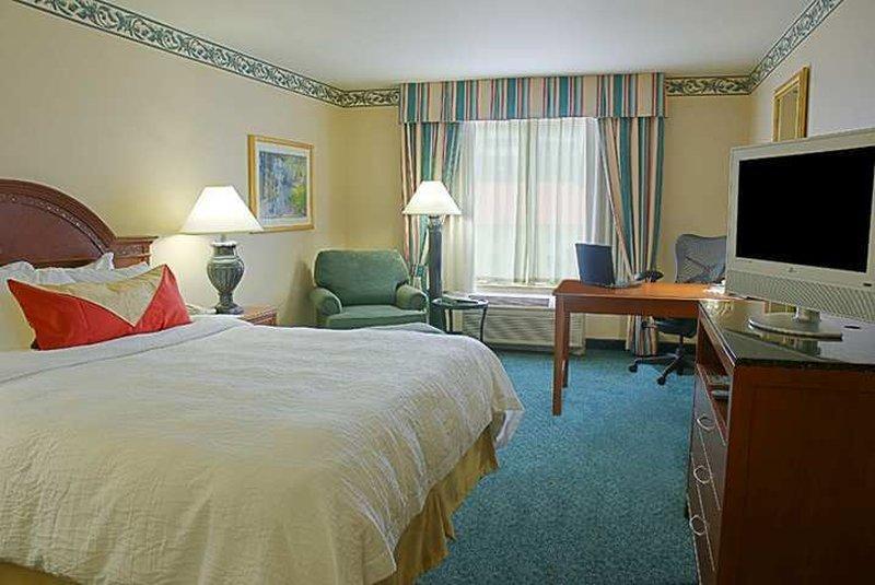 Hilton Garden Inn Houston/Bush Intercontinental Airport Екстериор снимка